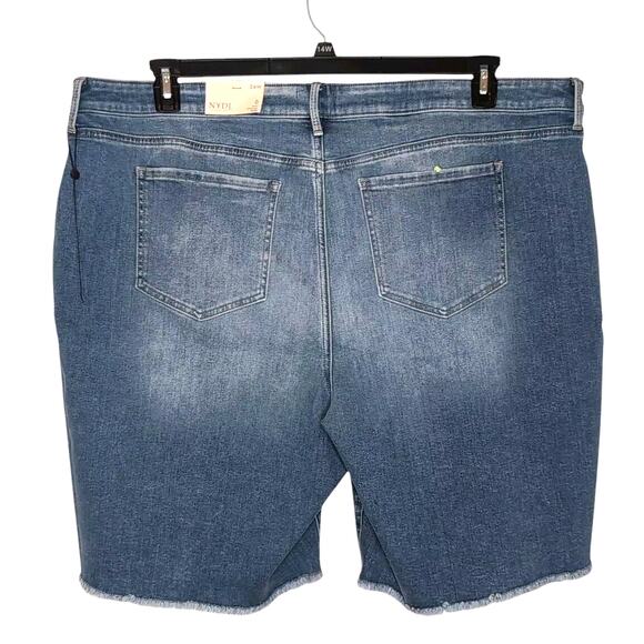 NYDJ Classic Blue Jean Shorts - Picture 3 of 14